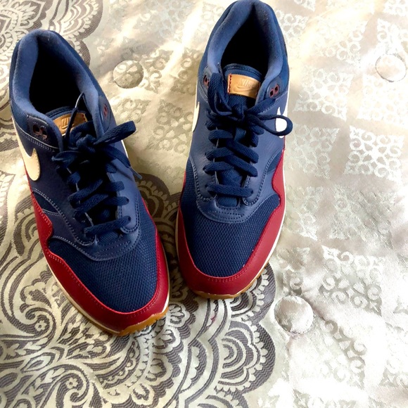 Air Max 90's - Picture 2 of 4